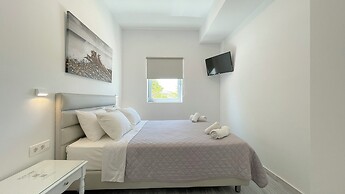DL Santorini