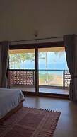 Lahari by Hireavilla - Chic 4BR Beachfront Villa