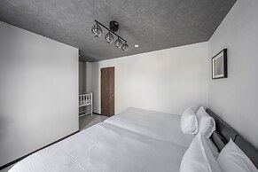 HILLS NISEKO E