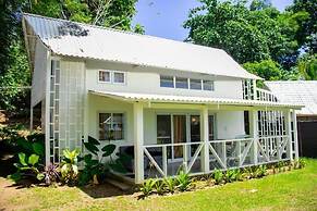 Riomana Villas Resort and Cafe