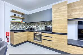 Designer Apartment Near Seafront Balcony Patio