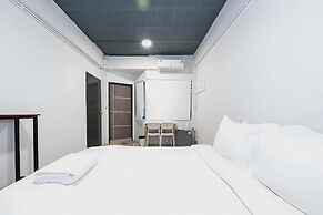 Yellow Place Sukhumvit Soi 2