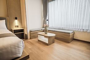 Orion Villa Telaga Menjer