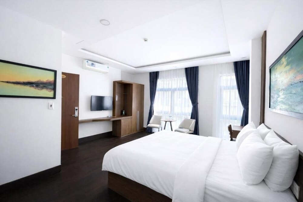 Huy Ngoc Hotel