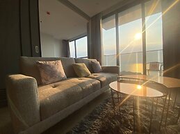 Sea View Large Luxury Space For Comfort and Joy