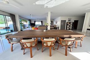 Villa Ishu 4BR Pool and Garden