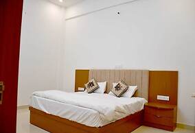 Hotel Pushpa Paradise