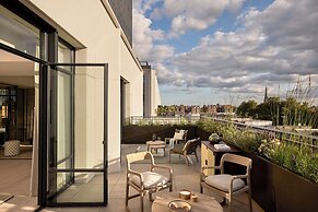 Six Senses London