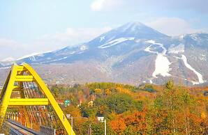 HILLS NISEKO 206