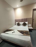 Hotel Radha Rani Palace