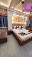 Hotel Radha Rani Palace