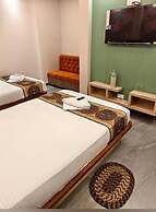 Hotel Radha Rani Palace