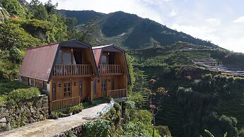 Emerald Cabin Dieng