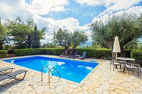 Villa Demetra in Agios Dimitrios
