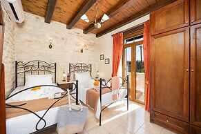 Villa Marcos Chara in Asteri