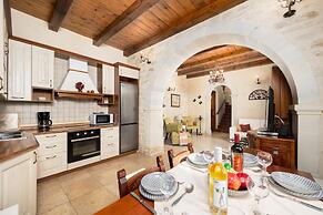Villa Marcos Chara in Asteri