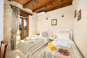 Villa Marcos Chara in Asteri