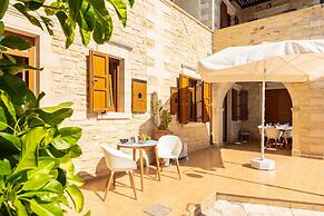 Villa Marcos Chara in Asteri