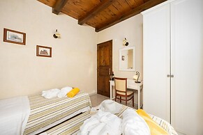 Villa Marcos Chara in Asteri