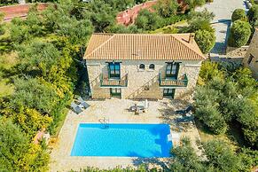 Villa Faidra in Agios Dimitrios