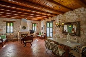Villa Faidra in Agios Dimitrios