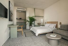 FOS Luxury Suites