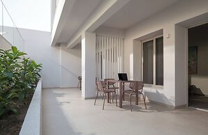 FOS Luxury Suites