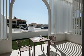 FOS Luxury Suites