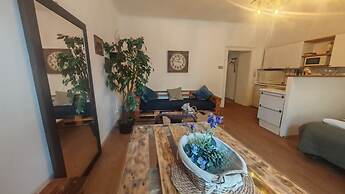 Cozy 1BR Suited for Extended Comfort