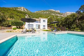 Villa Chronis in Mparmpati