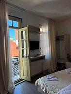 Vernisa hotel