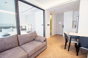 Beachfront 189/243 One-bedroom Residence