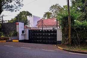 Cozy Stead Hotel - Haven House, Gigiri