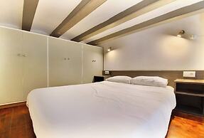 Aqua Apartment by Olala Homes
