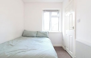 Coventry Road Studio Flat