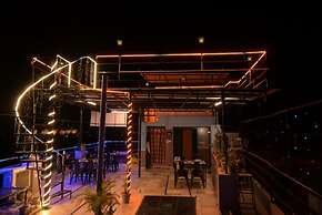 MOON NIGHT GUEST HOUSE