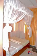 Dillons Highway Motel