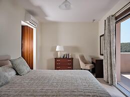 Karousa Luxury Villa