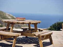 Karousa Luxury Villa