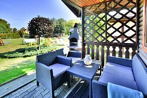 Comfortable Holiday Homes, Jacuzzi, Summer Pool
