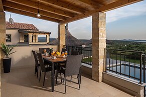 Villa La Vrana Zadarvillas