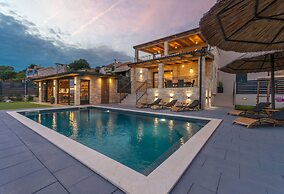 Villa La Vrana Zadarvillas