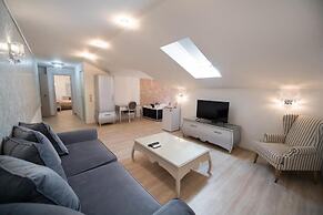 Suites Pirofani