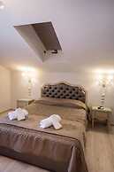 Suites Pirofani