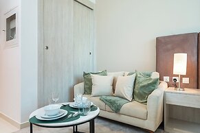 PVH - Seven Palm - Studio Beach Access