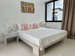 Laguna Villa With Private Pool