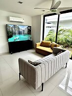 Laguna Villa With Private Pool