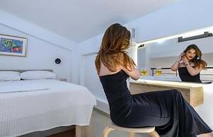 Marthina Luxury Living