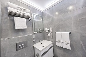 Bond Hotel İstanbul
