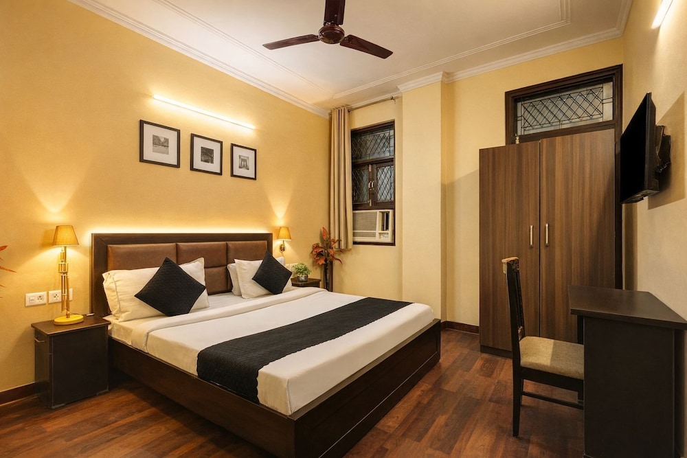 A Square Homes & Stay